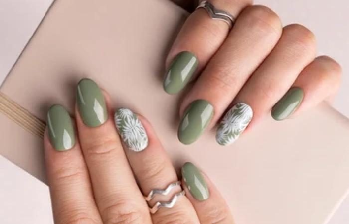 The Most Beautiful Sage Green Nail Polish Trend In Autumn 