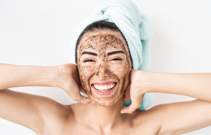 Benefits of Using Scrub Cream: